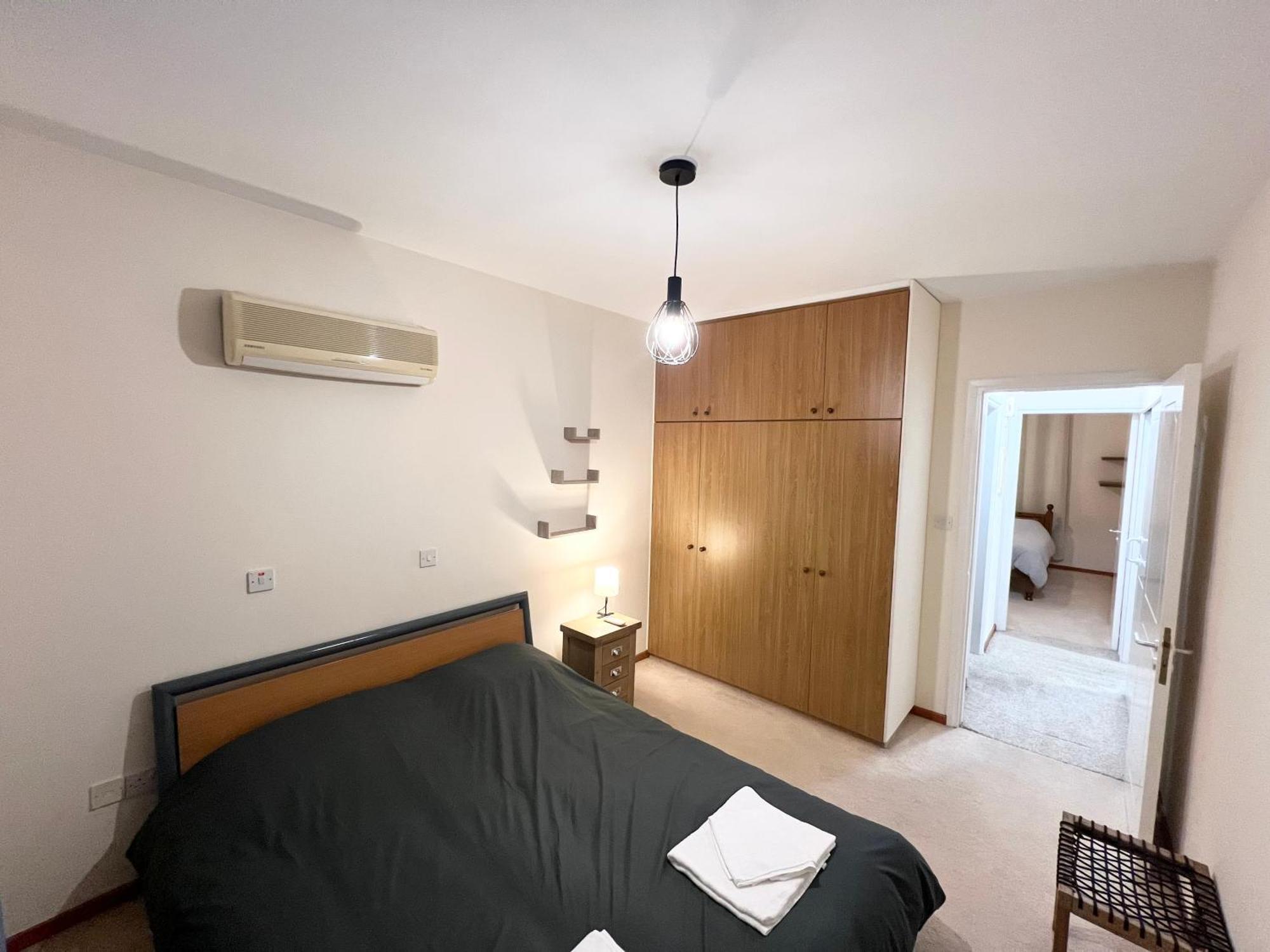 212 Apartment, A 2-Bedroom Escape Paphos Eksteriør billede