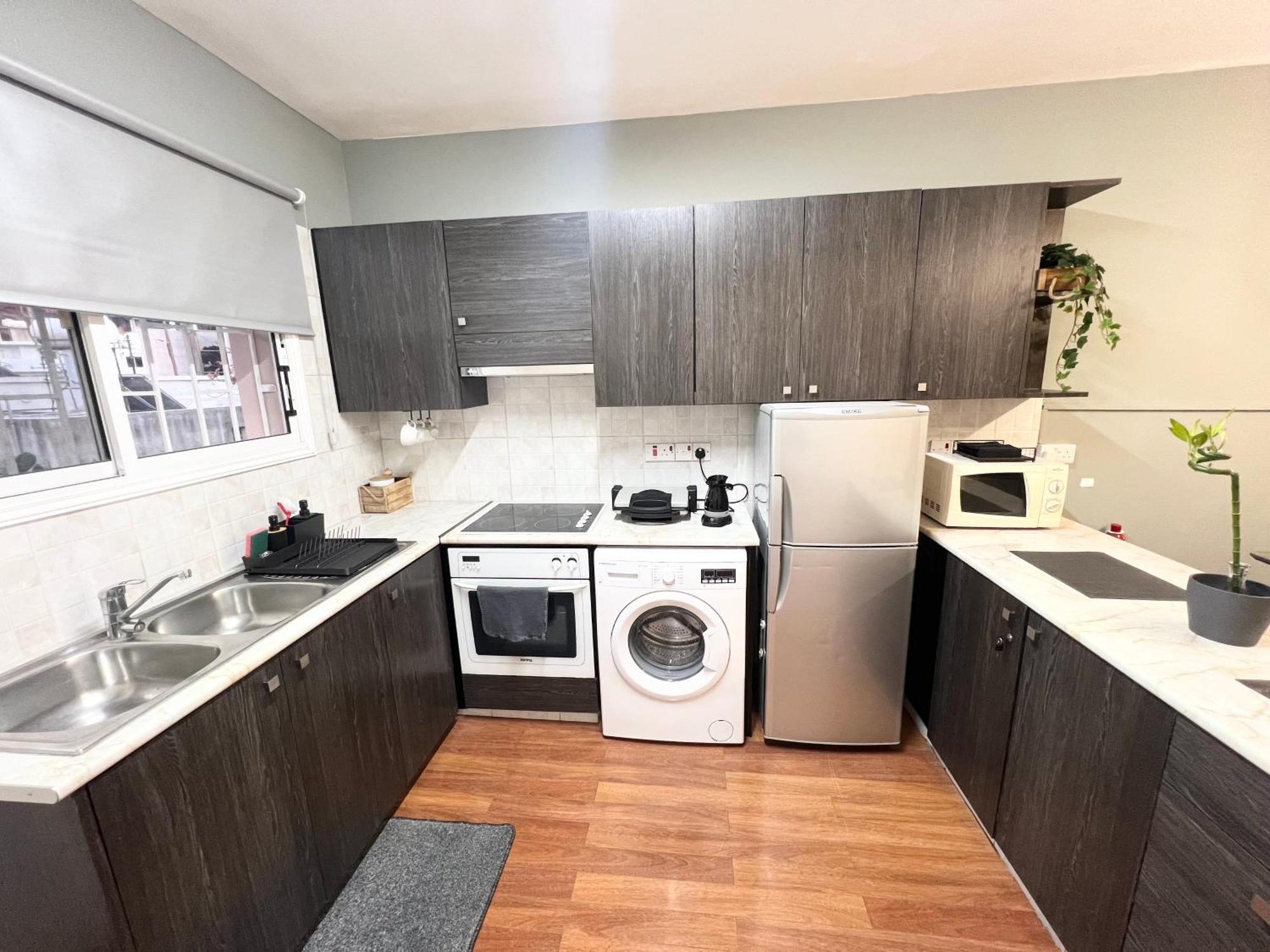 212 Apartment, A 2-Bedroom Escape Paphos Eksteriør billede